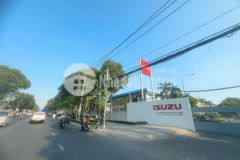 Chỉ 11 tỷ 900 có nhà mặt tiền kinh doanh sầm uất đ.số 21 ngang 5m 90m2 view hãng xe isuzu.