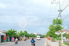 2 lô liền kề có lô góc 2 mt view sông,nằm sau lưng đường hùng vương nam phước,giá chỉ nhỉnh hơn 1