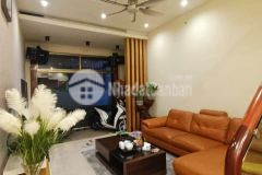 Bán nhà riêng đường cầu giấy nhà đẹp, 2 thoáng, ô tô 52m4t