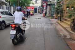 Vị trí đẹp phố lạc long quân 40m2, 2t, mt4.2m lô góc ô tô tránh gần lotte mall