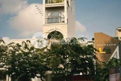 Hot cho thuê nhà mặt tiền đường trần quốc hoàn, phường 4, quận tân bình. dtsd 1000m2