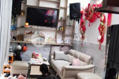 Bán nhà vườn lài, tân phú, nhỉnh 3tỷ, xe hơi đỗ cửa, sát mặt tiền.