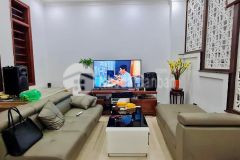 Bán nhà cầu giấy, lạc long quân giá 6.7 tỷ, 40m2, 5t, mt 5.5m. ngõ thông thoáng. 0967560457