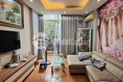 Bán nhà phố hương viên view hồ hai bà ôtô đỗ cửa kinh doanh đỉnh 40m 5t 17tỷ