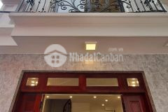 Nhà mới đẹp, full nội thất, gần chợ ngọc thụy, vài bước ra ô tô đỗ chưa đến 6 tỷ