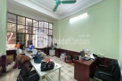 Phân lô, vỉa hè, ô chờ thang máy, kinh doanh phố nguyên hồng, đống đa. 0911554873.