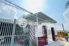 Bán căn nhà cấp 4 ở tân phú trung củ chi 5x21 115m2 700tr, shr, hỗ trợ bank