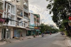 Cần bán nhà mặt đường 68m2 đường tên lửa trần văn giàu full nội thất giá 10.5 tỷ