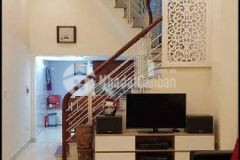 Nhà mặt phố quang trung, 40m2 kinh doanh, vỉa hè rộng.