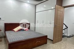 Bán nhà lạc long quân, dt 45mx5 tầng, lô góc,tặng nội thất, chỉ 4.8 tỷ.