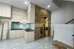 Cần bán nhà rẻ hồng hà, dt 50mx6 tầng, gần ô tô tránh,thang máy,giá 6.8 tỷ.