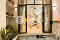 Cần bán nhà riêng 40m2,2 lầu,4x10,giá 9 tỷ