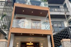 Cần bán nhà mới ngay chợ ngô quyền phường 6