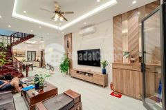 Bán nhà riêng trần cung cầu giấy nhà đẹp, lô góc 70m4t giá 11.45 tỷ