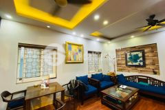 Bán biệt thự 120m2 quận cầu giấy, rất gần mặt phố, đường ôtô rộng thông, kinh doanh.