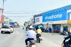 Chính chủ bán gấp lô gần phố chợ sầm uất 2 mặt tiền sát ql1asổ hồng