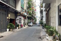 Chỉ 4.7 tỷ có nhà 5 tầng hẻm xe hơi thông, 40m2, gần trường chinh, hàng cực hiếm tân bình