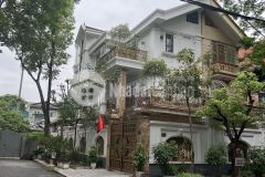 Bán biệt thự liền kề làng quốc tế thăng long. dt 210m2 x 5 tầng, mt 8m