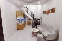 Bán nhà 9 quan thổ 1 tôn đức thắng, ô tô đỗ cổng, nhà mới dt 22m5 tầng3.85 tỷ