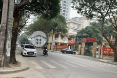 Siêu hiếm, văn quán, ô tô dừng đỗ ngày đêm, 60m2 3 tầng mặt tiền 4m