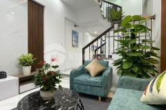 Bán nhà lạc long quân, cầu giấy, 40m2, 5 tầng, nhỉnh 6 tỷ. ở ngay. nhà mới đẹp.0967560457