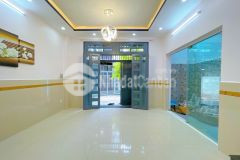 Nhà mới, vào ở ngay, thiết kế 4 tầng với 4,6m x 13m, hxh đường thích quảng đức, p5, q.phú nhuận