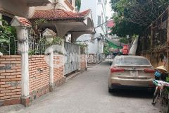 8 tỷ ô tô tránh phân lô kinh doanh bất chấp gần phố nguyễn chí thanh