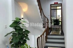 Bán nhà cầu giấy giáp tây hồ, 47m2, 8,8 tỷ, liên hệ e quỳnh 0987678267