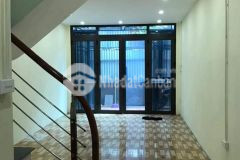 Cần bán nhà gấp, xuân la, dt 47mx5 tầng, ô tô đỗ 10m,giá 5.5 tỷ.