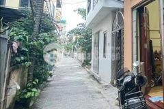 Bán nhà hoàng quốc việt, 38m2, 5,7 tỷ, liên hệ e quỳnh 0987678267