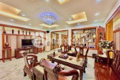 Ban biêt thư mi ni trung tâm tân sơn nhi, tân phu, 120m2, 4 tâng, tăng nôi thât.