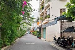 Bán gấp nhà hxh hoàng văn thụ, p4, q.tân bình, 4,5m x 18m, ngay nhà hàng the adora center