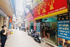 Bán nhà 2 tầng ngõ chợ khâm thiên kinh doanh tấp nập ngày đêm