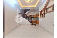 B á n nhà phố cự lộc hàng xóm roay 3 bước ra ngã tư sở diện tích 3548m2. nhà 4 tầng