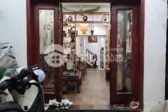 Nhà đẹp kim mã diện tích rộng sân để ô tô thoải mái