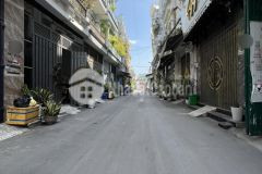 Bán nhà hxh ngay chợ hiệp thành 50m2 3 tầng nhỉnh 4 tỷ