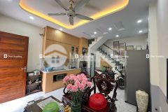 Siêu phẩm nhà thoáng sáng đường trạm, dt 30m² x 5 tầng, sđcc