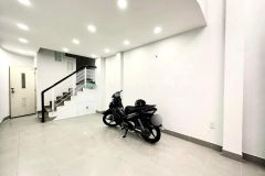 Nhà mới đẹp ở ngay nguyễn tri phương 3.3x9m2, 5tầng nhỉnh 5tỷ