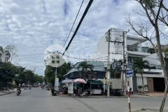 Bá.n nền góc đường xuân thuỷ kdc hồng phát, ninh kiều,tp cần thơ dt 9.5m x 23m 206m2