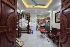 Bán nhà gấp phố trịnh công sơn,dt 67mx5 tầng, lô góc, ô tô đỗ cửa,giá 9.9 tỷ.