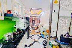 Bán nhà phố xuân đỉnh, dt 47mx5 tầng, ô tô đỗ cổng,lô góc,giá 6.3 tỷ.