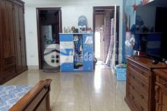 Mặt ngõ, 6 tầng, thang máy, kinh doanh ngõ văn chương, đống đa. 0911554873.