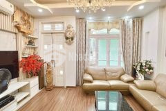 Phân lô ô tô tải qua gara ô tô 7 chỗ 12.2 tỷ hoàng cầu kinh doanh thông tứ tung