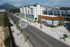 Căn nhà mặt phố lê duẩn 108m xây 5 tầng có chỗ chờ thang máy lh 0866563878