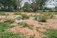 Bán gấp lô đất vườn 140m2 giá 120tr sổ sẵn thổ cư.