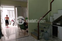 Bán nhà mê đúc gác lửng kiệt ngô quyền gần cầu rồng sơn trà trà đà nẵng.