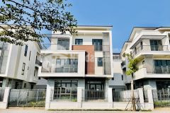 Duy nhất em có căn biệt thự góc vườn hoa 300m2 view trường học quốc tế giá rẻ tại vsip từ sơn