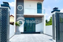 Bán nhà diên sơn mới xây sát bên trục đường nhà vuông