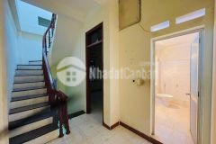 Nhà riêng 2 thoáng, gần phố, ngõ thông phố trường chinh, đống đa. 0911554873.