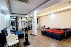 Cần bán nhà nghĩa tân 60m 9xtỷ vỉa hè ôtô mặt tiền rộng kinh doanh sầm uất